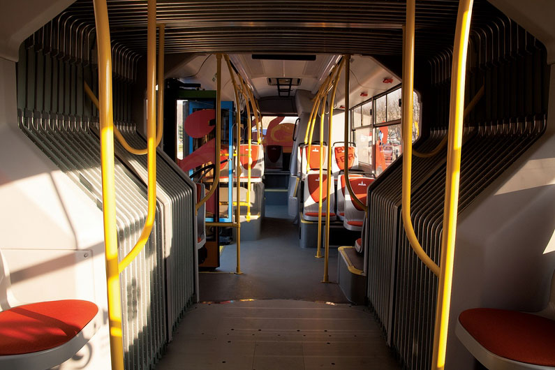 МАЗ выпустил первый автобус-гармошку с «толкающим приводом»