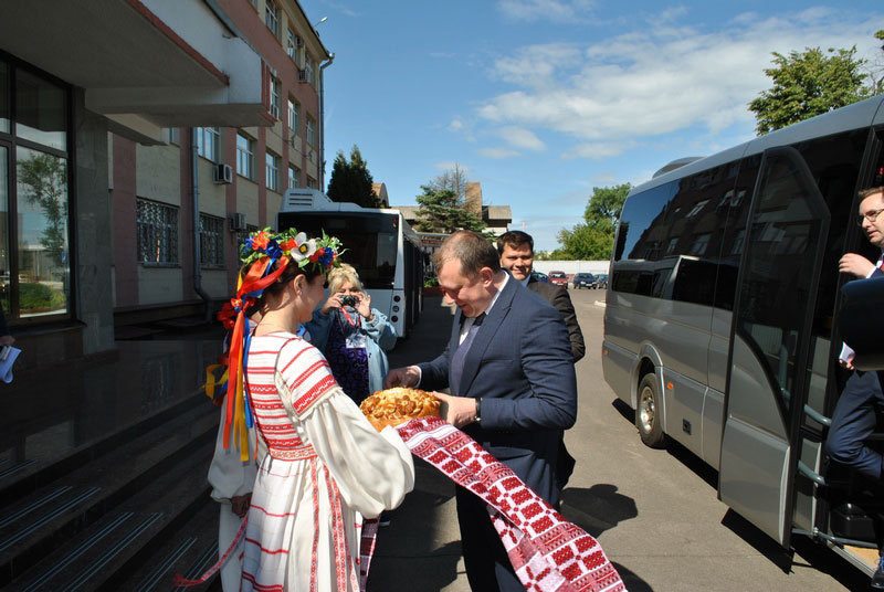 Губернатор Вологодской области посетил МАЗ