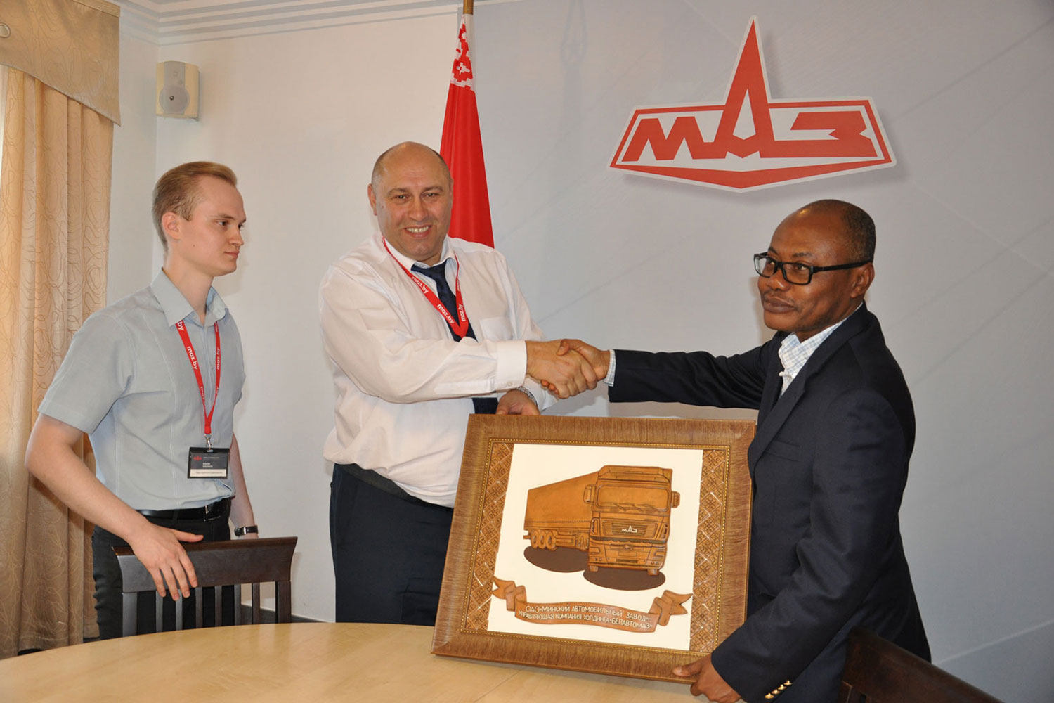 МАЗ планирует выйти в Нигерию с крупной партией грузовиков и сборочным производством